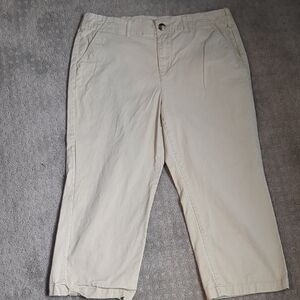 Womens Khaki Capris